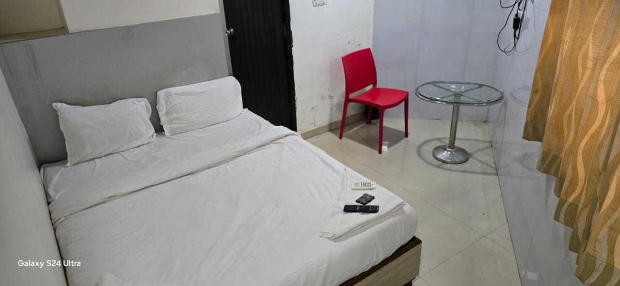 Hotel O Sargam Lodging And Boarding Ulhasnagar Экстерьер фото